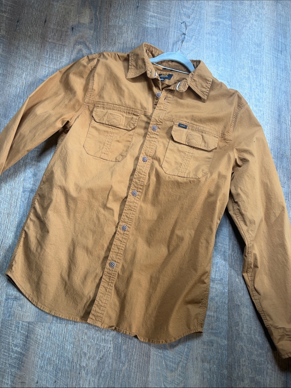 Lee Men's Mustard Tan Button Down Shirt - Small